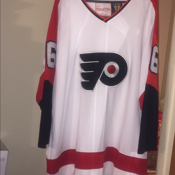 MITCHELL&NESS GORDIE HOWE & BOBBY CLARK JERSEYS - Picture 3 of 8